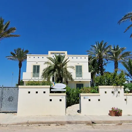 Residence Ara Inn Torre San Giovanni Ugento Exterior photo